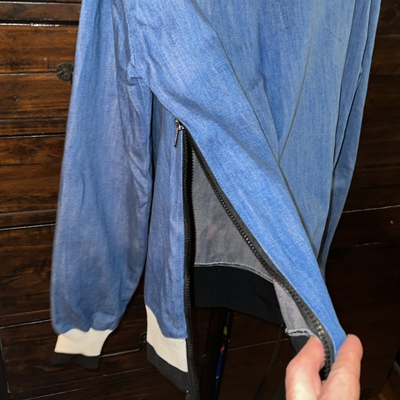 Defend Brooklyn DFBK oversized sweatshirt with awesome zipper detail size S - Picture 10 of 10